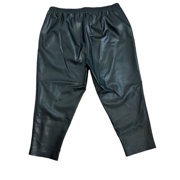 Eloquii Elements Black Faux Leather Cropped Pants Front Pockets Size 22 - Picture 2 of 4